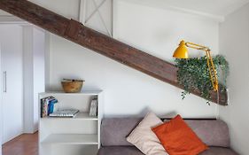 Xenia Apartments - Newly Renovated Flat In Fiera Area